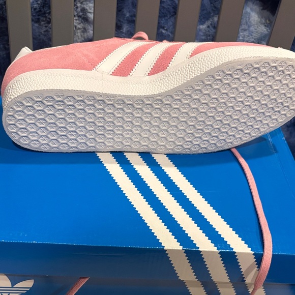 adidas Gazelle Soft Pink and White Sneakers - Picture 3 of 5